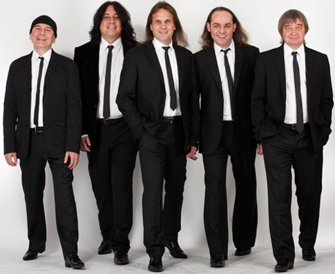 Получи в подарок 2 билета на концерт группы Цветы от радио Добрые песни